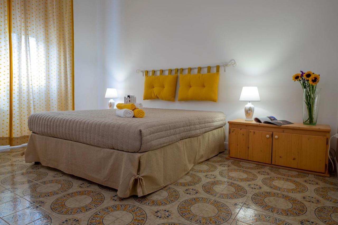 Hotel Soleo Quartu SantʼElena Exteriör bild