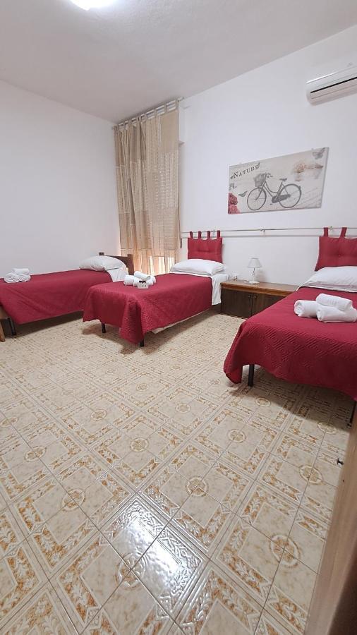 Hotel Soleo Quartu SantʼElena Exteriör bild