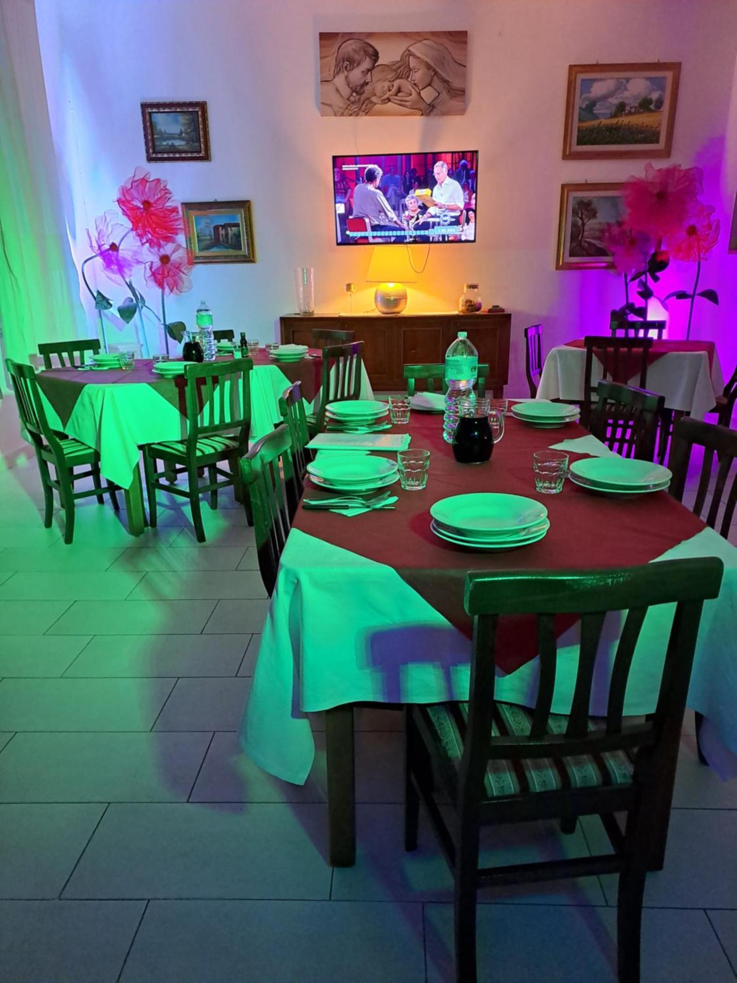 Hotel Soleo Quartu SantʼElena Exteriör bild